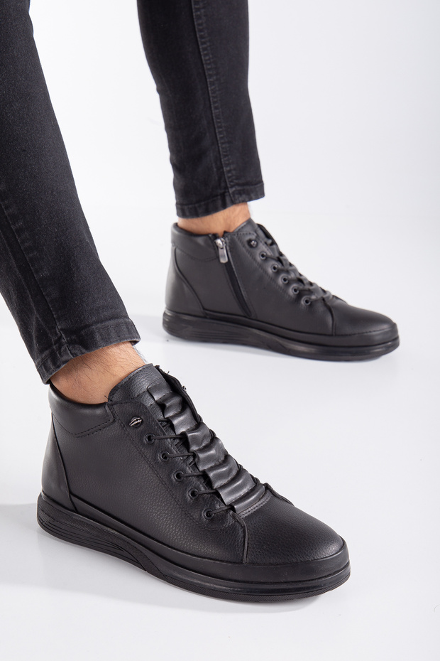 Guaranteed Black Color Orthopedic Sole Zippered Warm Lined Boots Rubber Sole Lace Up Boots