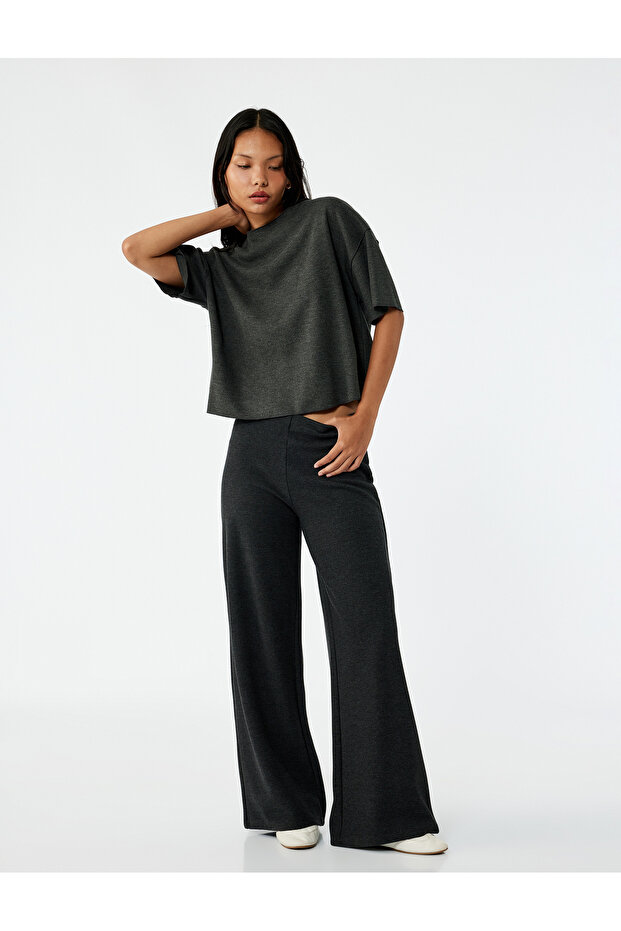 Kısa Kollu Bisiklet Yaka Basic Oversize Tişört - 2