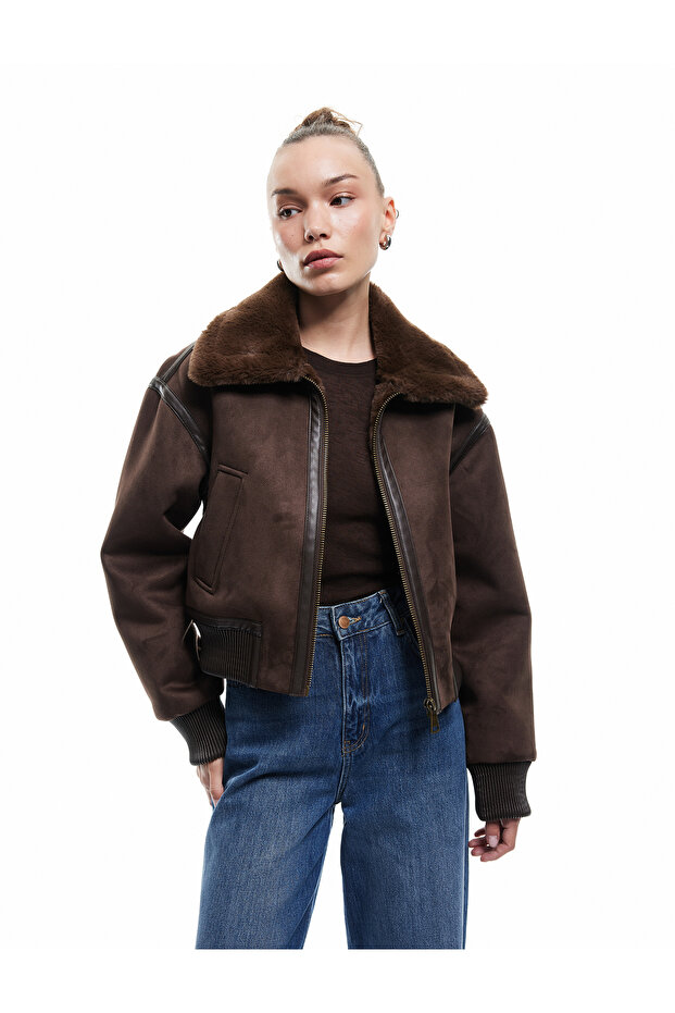 Long Sleeve Faux Fur Collar Detailed Zippered Bomber Jacket