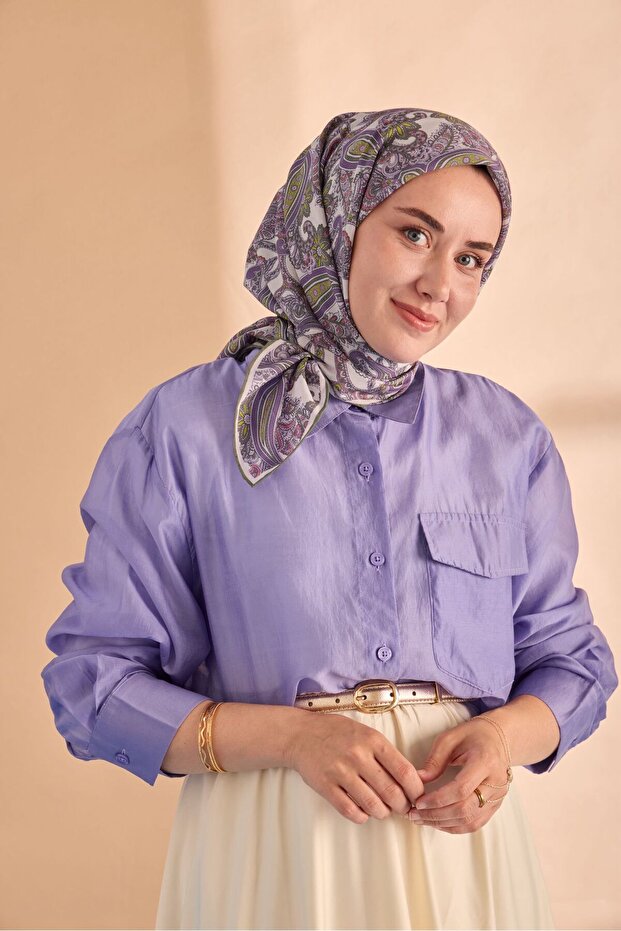 وشاح ناعم بنمط عرقي