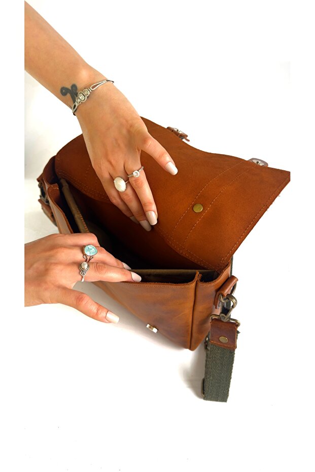 HAKİKİ DERİ POSTACI ÇANTA - 4