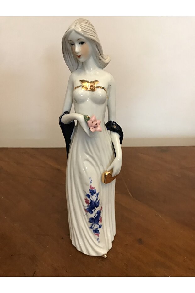 Biblo Çiçekli Kız