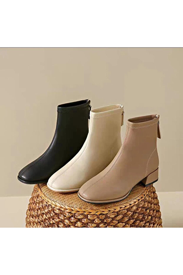 بوت مبطن بتصميم كلاسيكي - 4