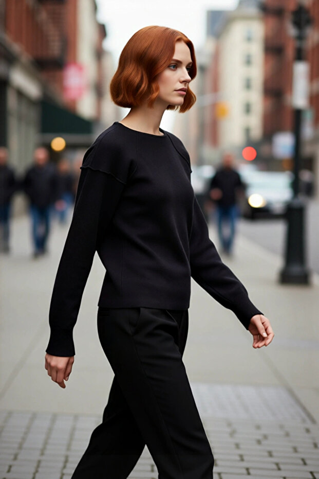 Women's Regular Fit Crew Neck Special Yarn Plain Pattern Knitwear Sweater Ideal for Winter Season