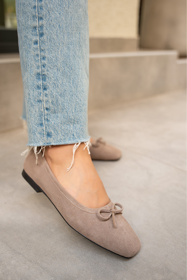 Linda Mink Suede Women's Ballerinas with Bow Detail
