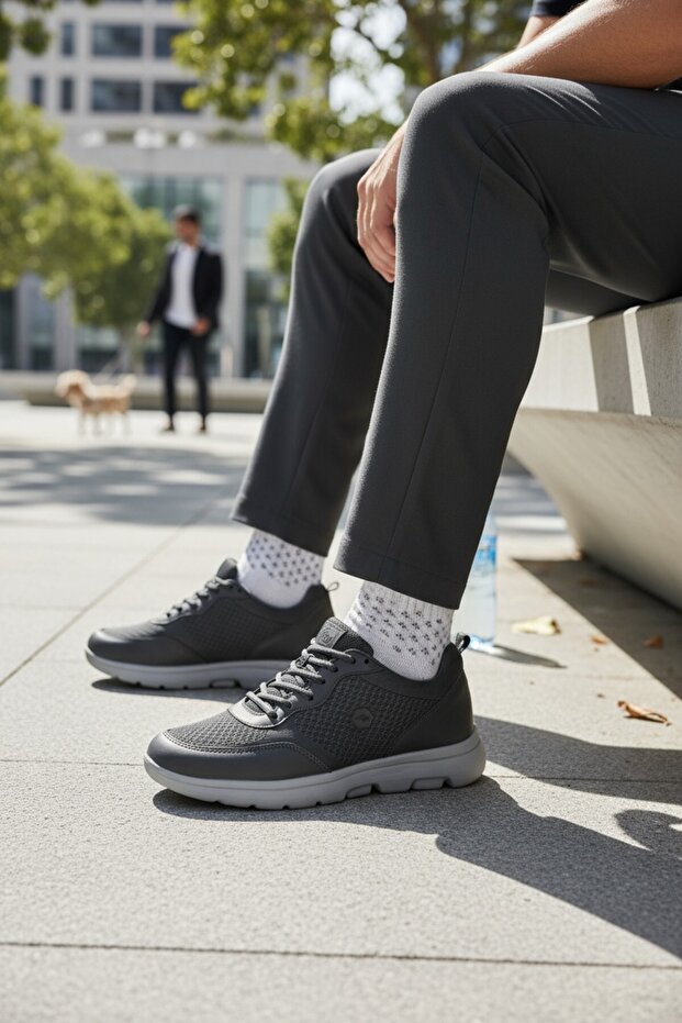 Men's Sports Shoes M255137