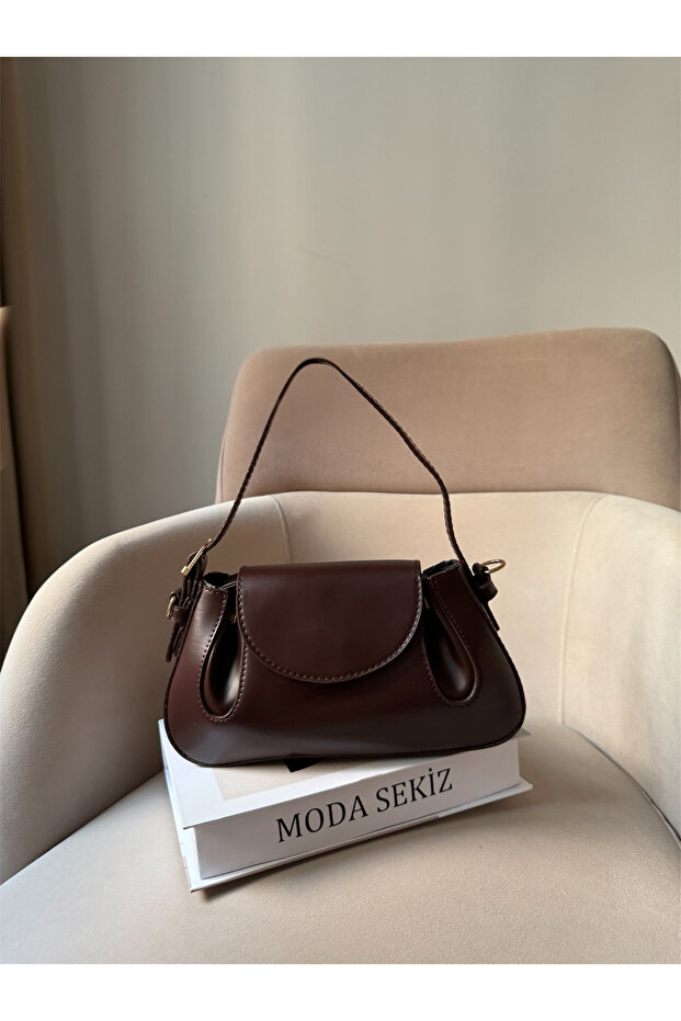 Women's Faux Leather Shoulder Bag with Magnet Closure and Accessory Detail