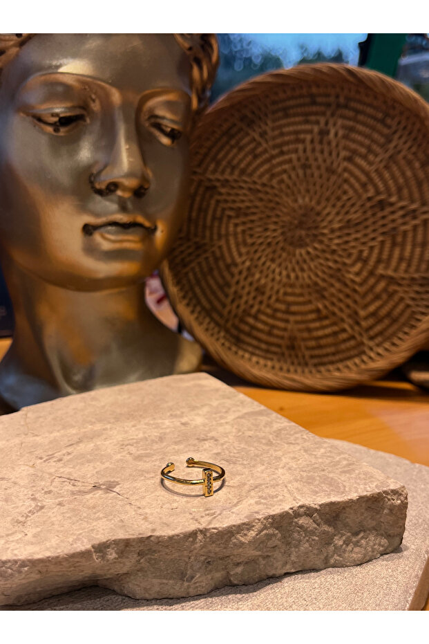 خاتم رفيع على شكل صندوق مرصع بالأحجار - 1