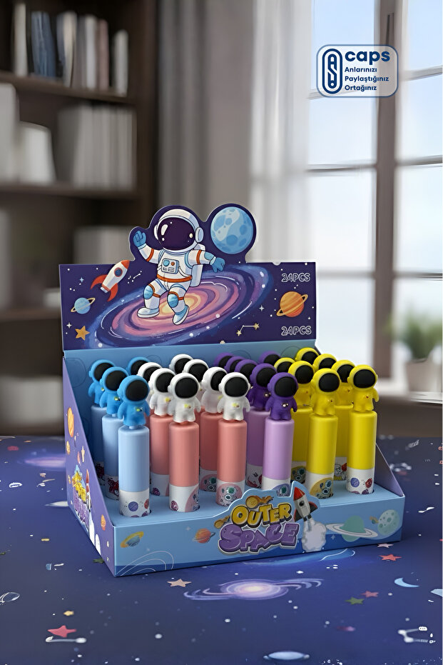 4 Pieces Astronaut Themed Highlighter Pen Set – Purple, Blue, Yellow and Pink