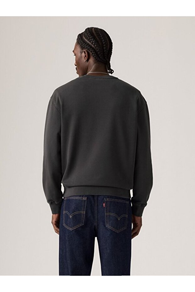 Relaxed Graphic Sweatshirt - 2