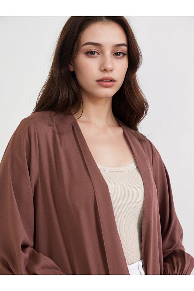 عباية سادة بأكمام مكشكشة مفتوحة من الأمام - 4