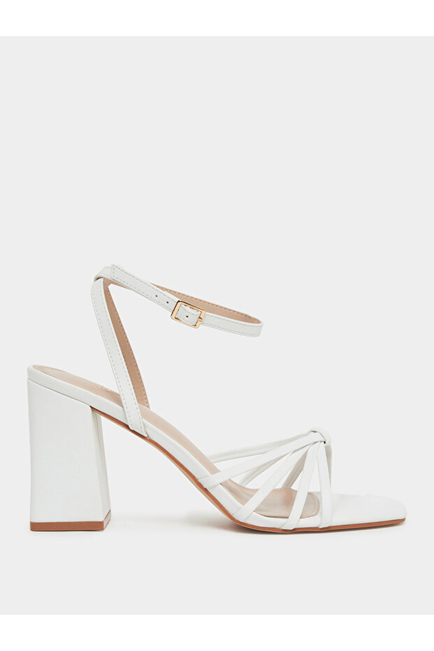 Iveyy Strappy Block Heeled Sandals