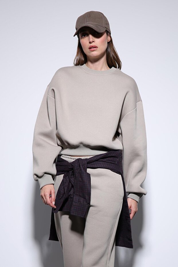 Açık Vizon Basic Kadın Sweatshirt - 1
