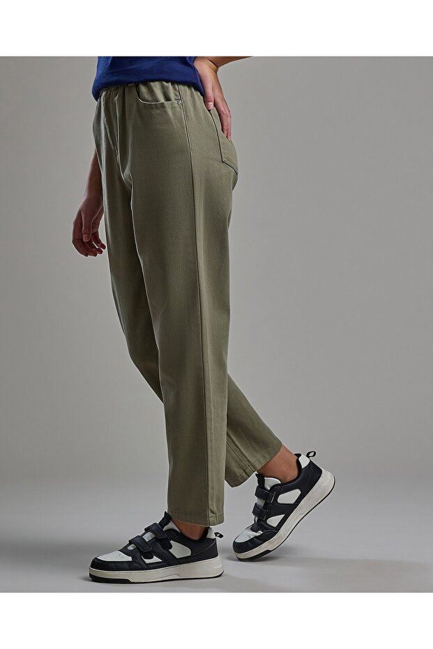 Solid Woven Pants with Button Closure - 3