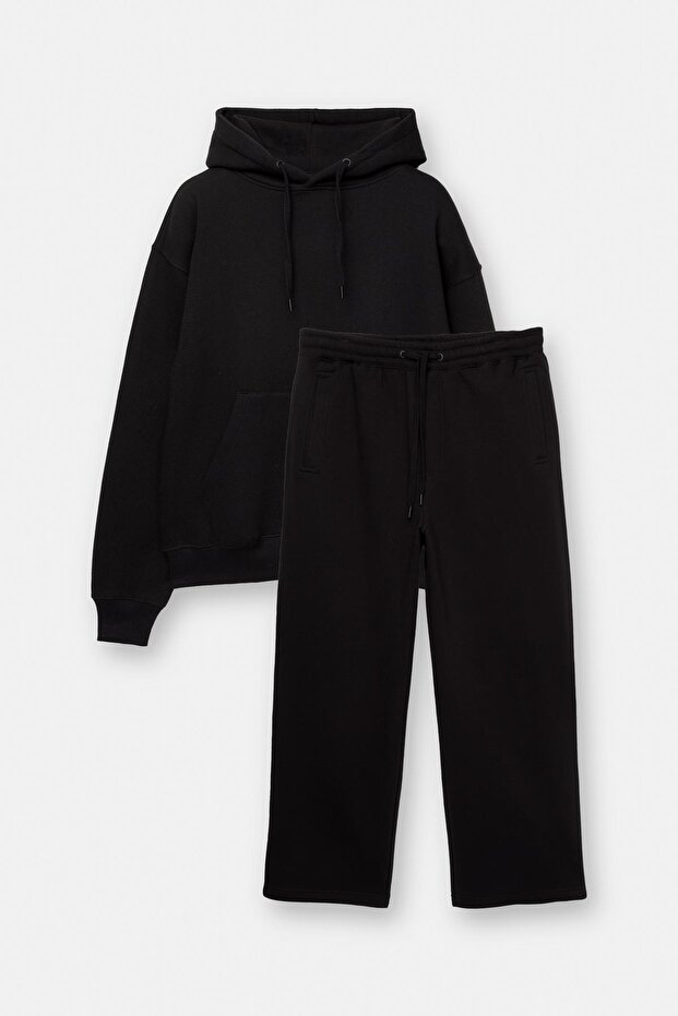 Kapüşonlu sweatshirt ve eşofman altı takımı - 2