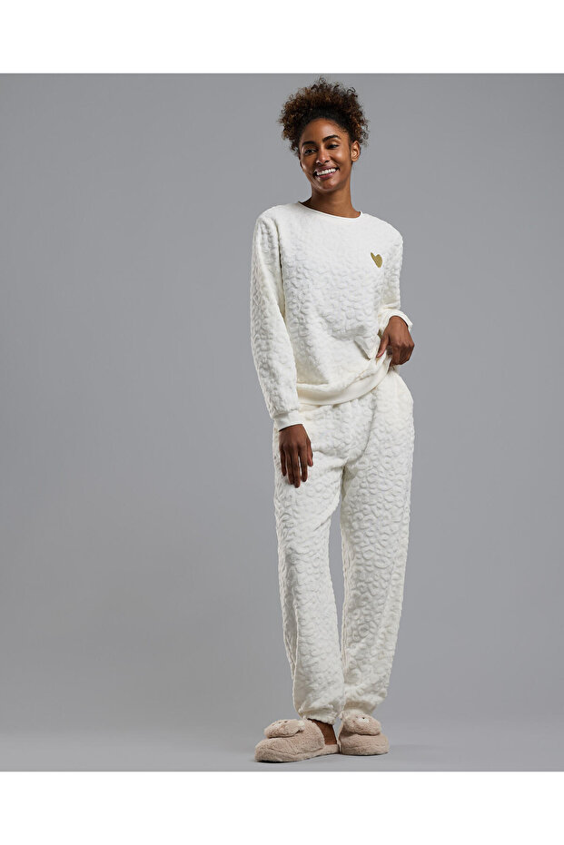 طقم بيجامة بأكمام طويلة بتصميم ذاتي - 2