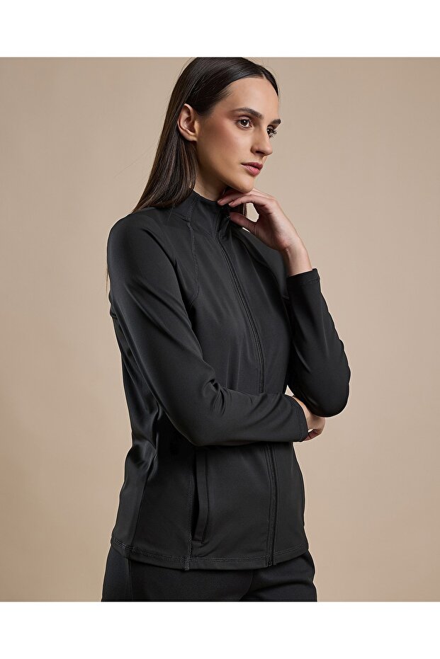 Solid Active Jacket with Zipper Closure - 2