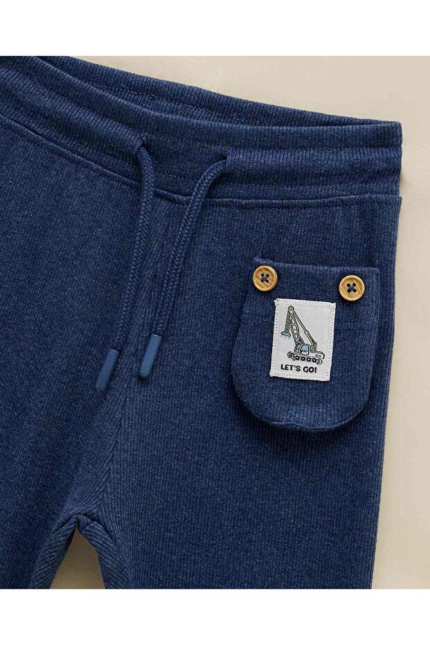 طقم جاكيت بغطاء رأس وبنطال رياضي - 6