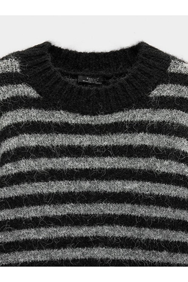 Çizgili Örme Kazak - 6