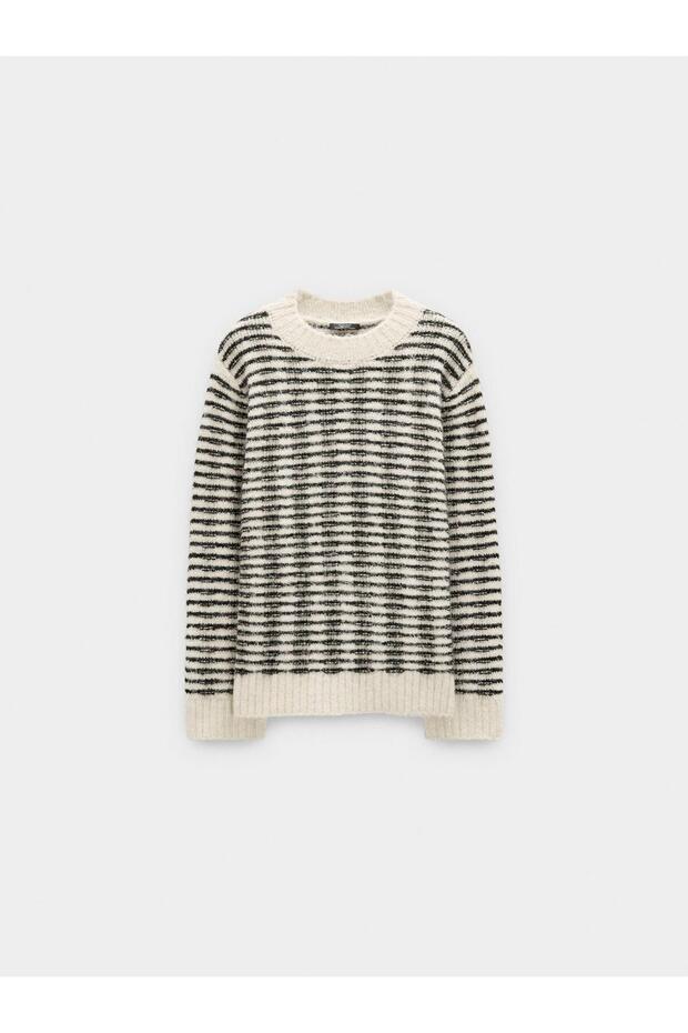 Çizgili Örme Kazak - 5