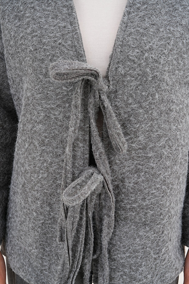 Kırçıllı Önü Bağlamalı Gri Oversize Kaban - 5