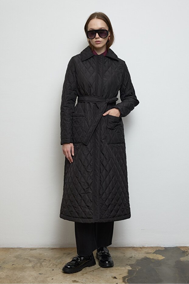 Kapitone Mont Siyah - 1