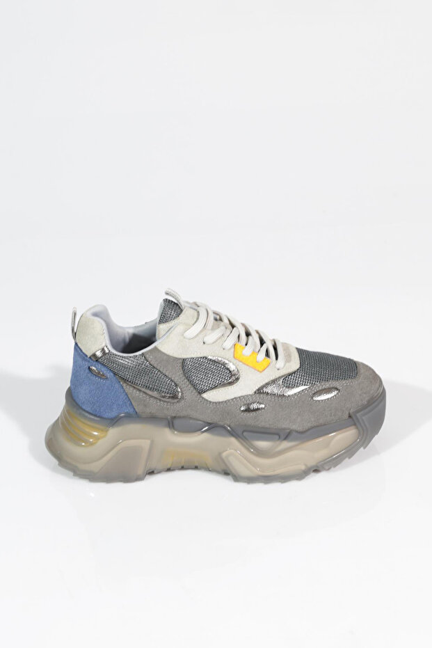80157 Women's Lace-Up Thick Sole Sports Shoes