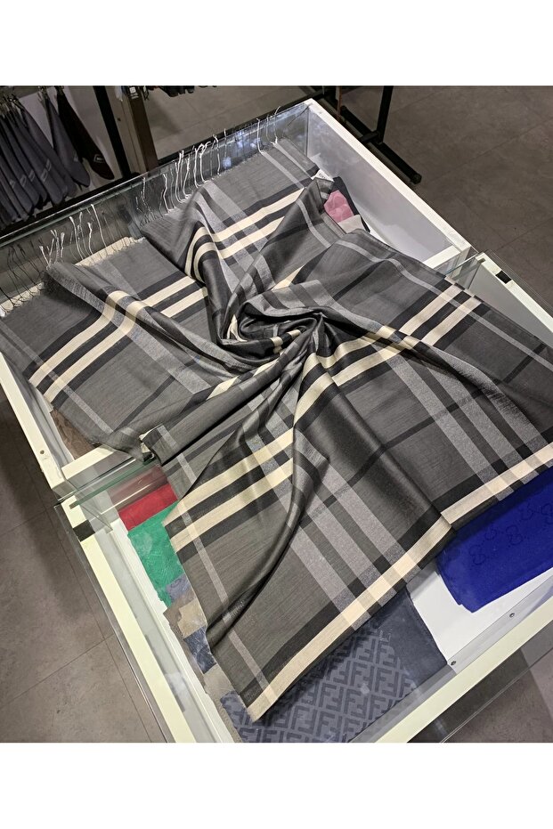 Burbery Model Şal - 1