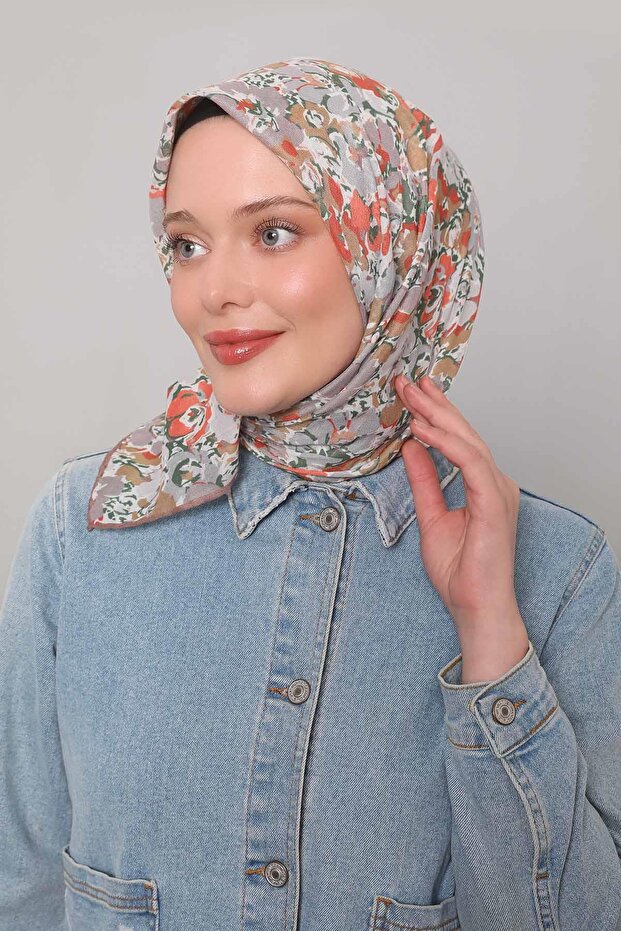 Milky Coffee Clover Pattern Soft Scarf - 3