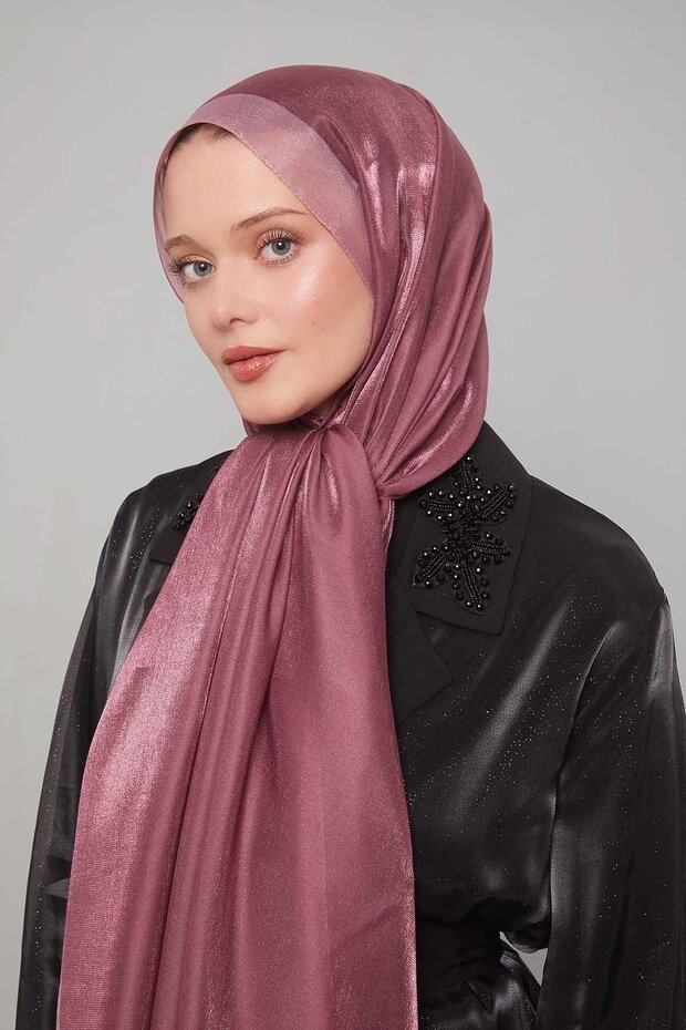 شال عنبر بنمط شريط بنفسجي