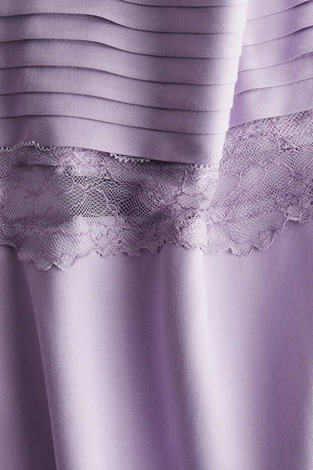 Dantel Şeritli ve Askılı Üst - 6