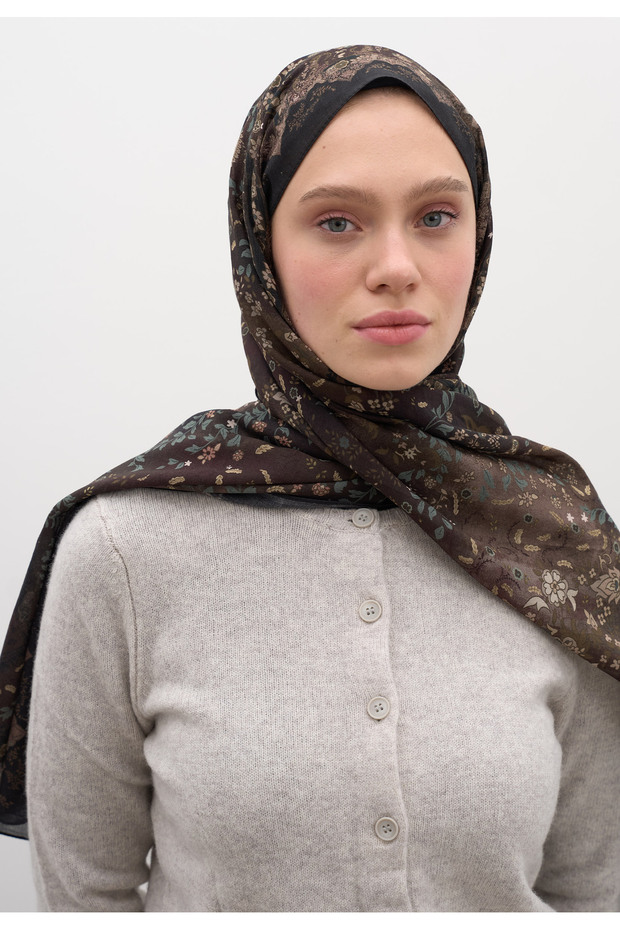 شال بنقشة الكرز باللون الأسود - 3