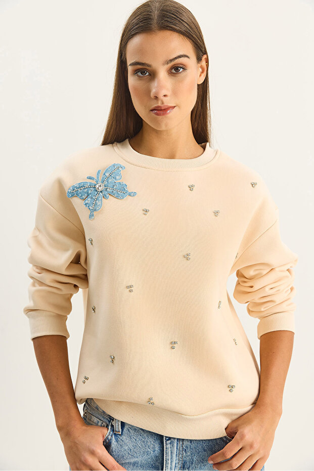 Women's Beige Crew Neck Butterfly Accessory Stone Embroidered Three Thread Shadon Sweatshirt 60601042
