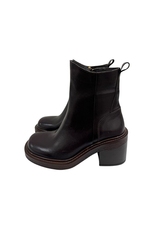 HAKİKİ DERİ KADIN BOT - 2