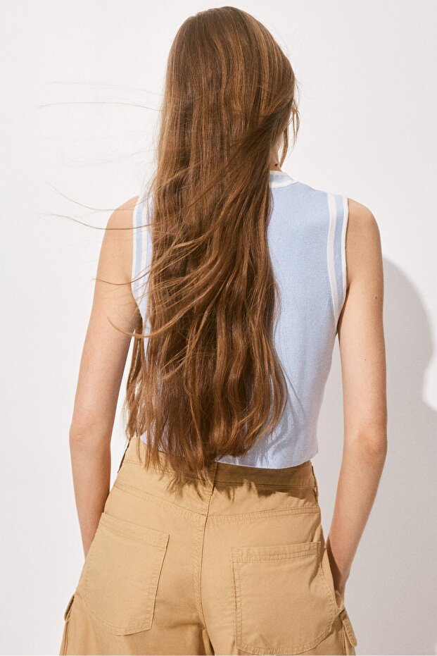 Önü Düğmeli Süveter - 3