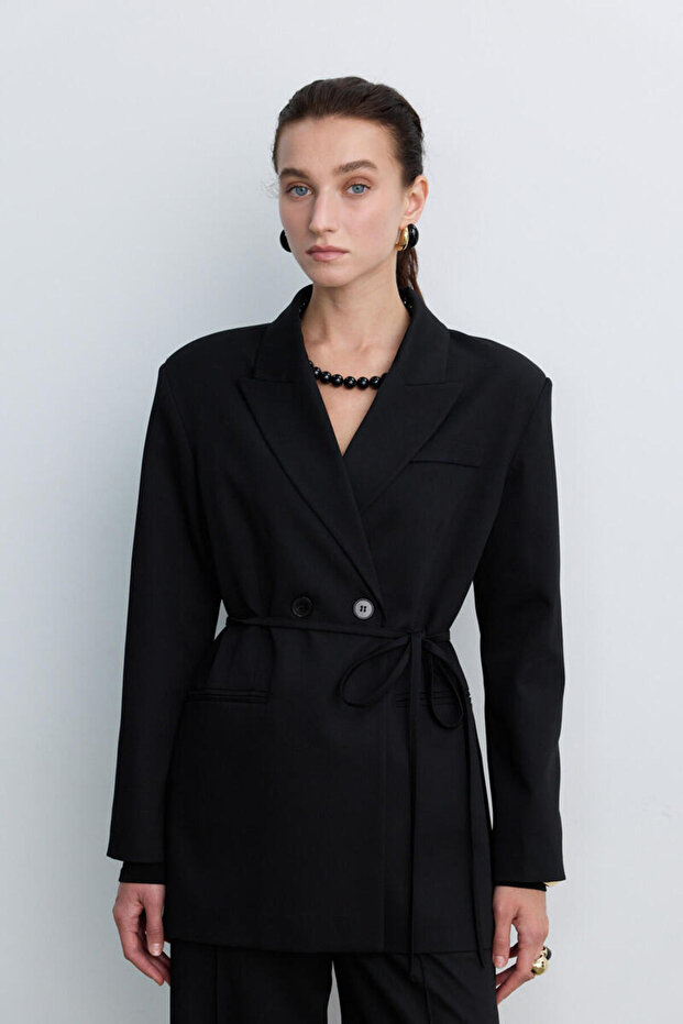 SİYAH KUŞAKLI BLAZER - 3