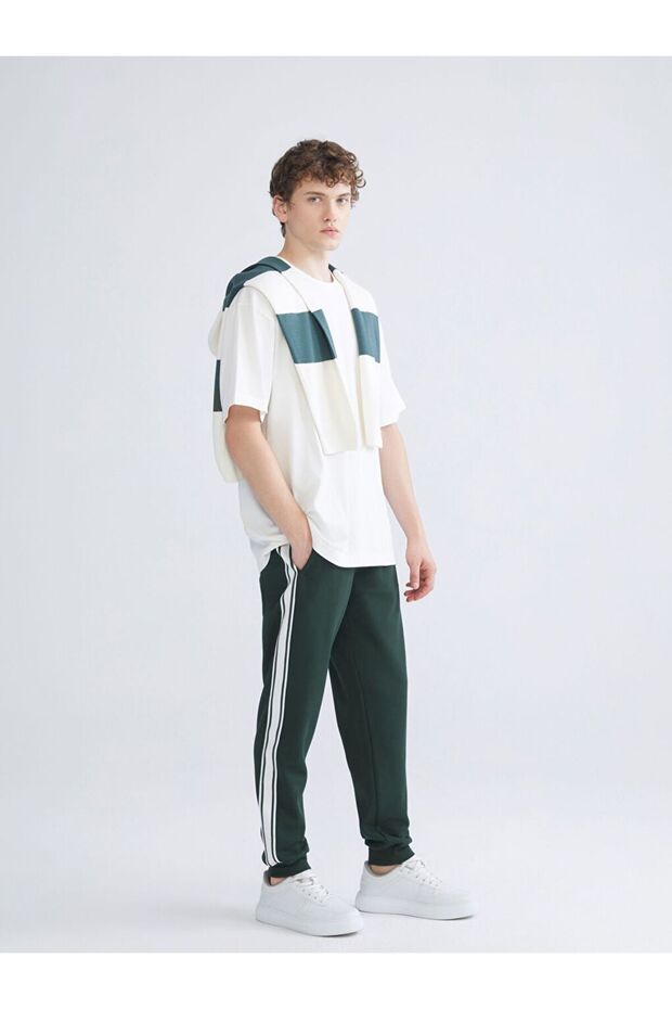 Standard Fit Men's Jogger Sweatpants