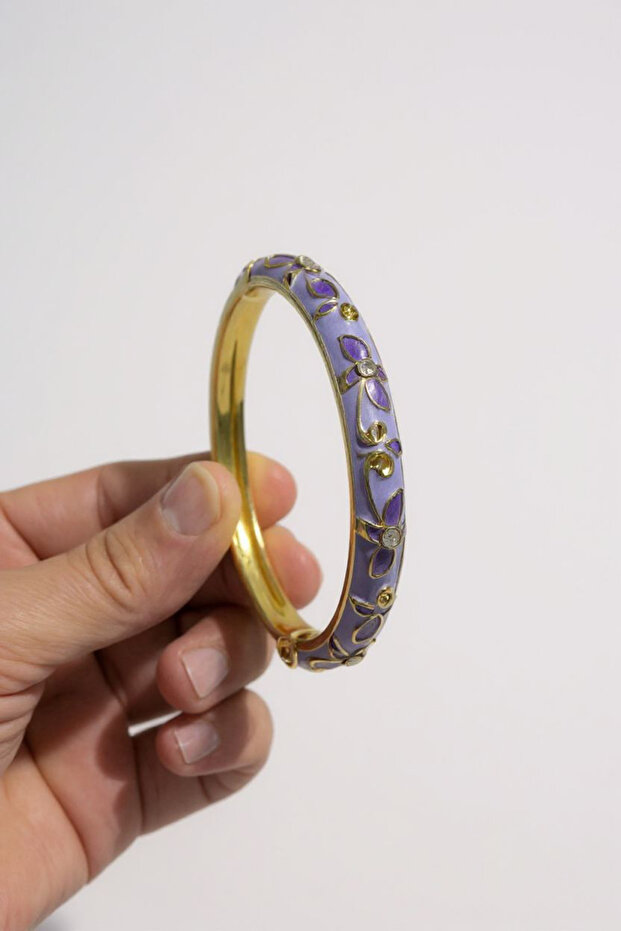 Renki Mimeli Flower Patterned Handcuff Bracelet Gift Bracelet