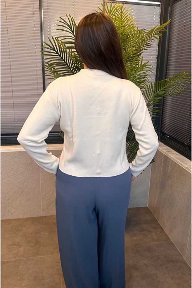 Ecru Silver Buttoned Cardigan - 3