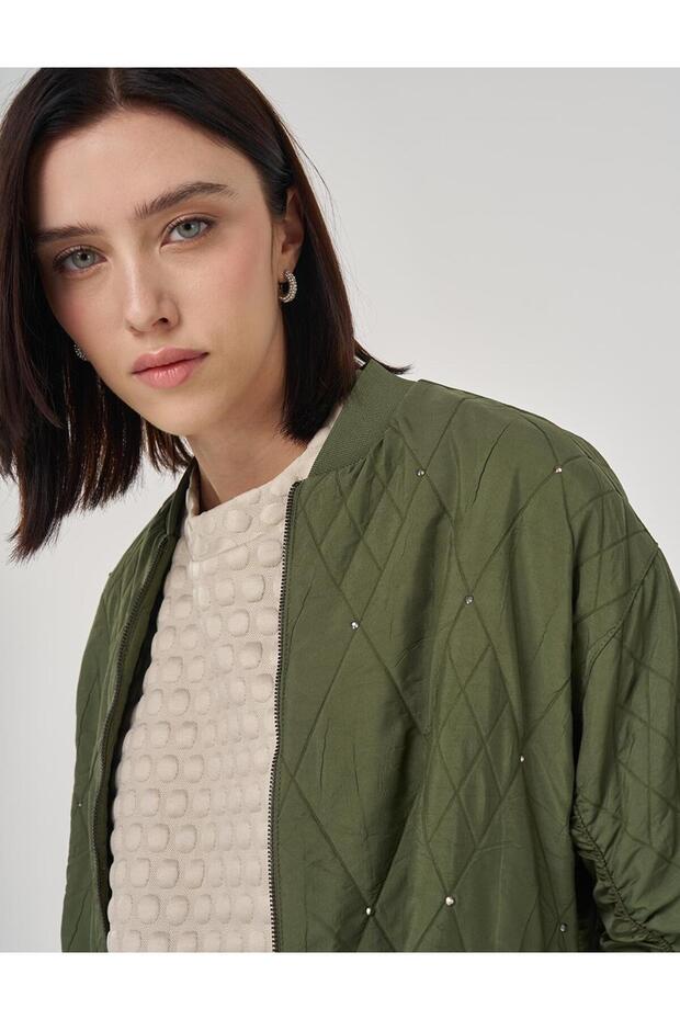 سترة بنمط منقوش باللون الأخضر الغابي - 7