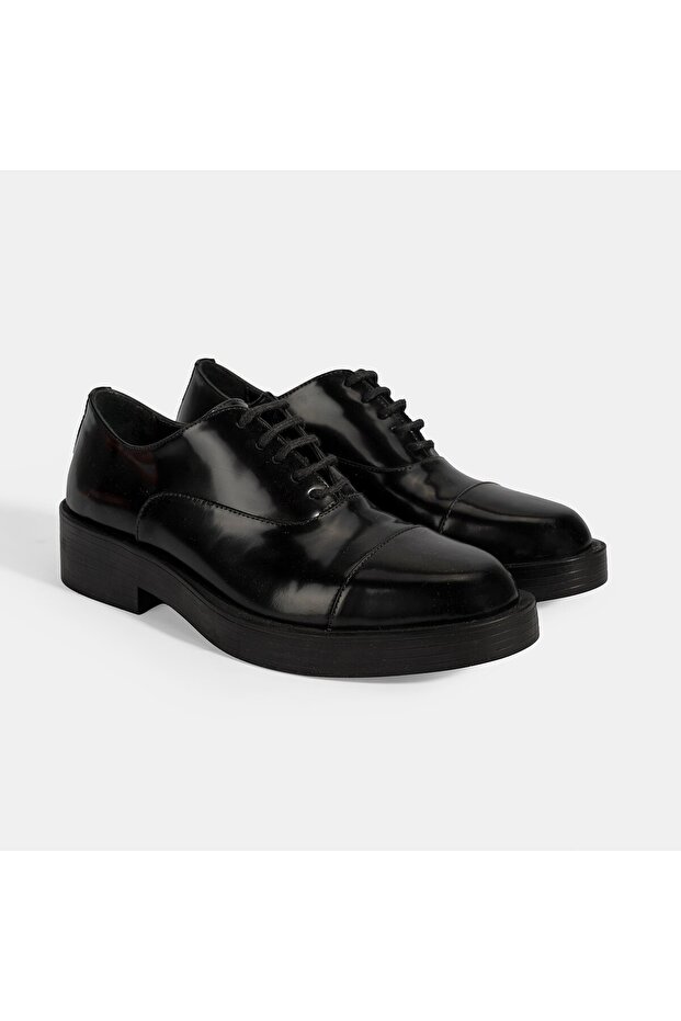 Women's Black Lace-Up Classic Leather Shoes