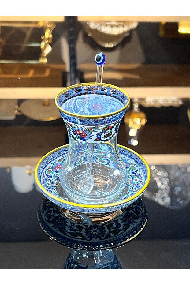 12-Piece Tea Set with 6 Spoons