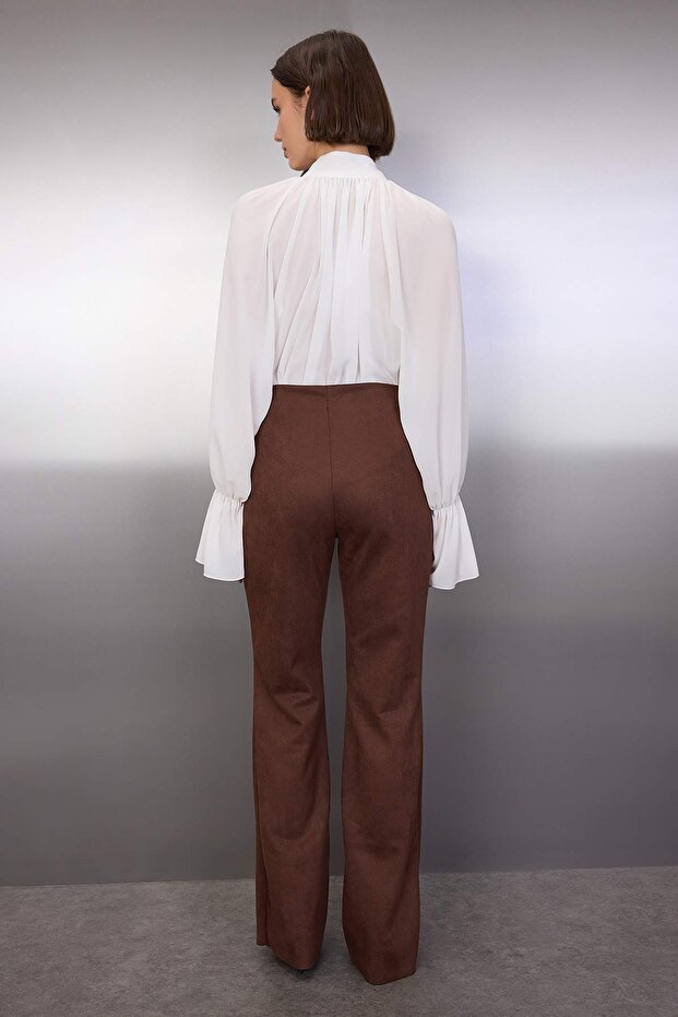 Kahverengi Flare/İspanyol Paça Trok Detaylı Örme Süet Pantolon TWOAW26PL00115 - 4