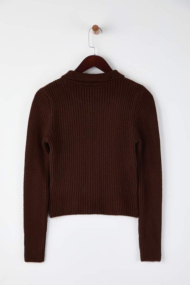 Wardrobe Essentials Kahverengi Yumuşak Dokulu Crop Fermuarlı Triko Hırka | TWOAW26HI00177 - 6