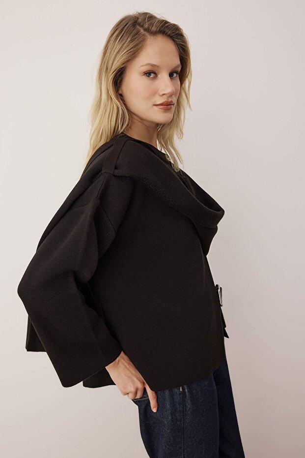 Vücut Seçmeyen Siyah Süper Oversize/Geniş Kalıp Şal Detaylı Triko Panço TWOAW26KZ00160 - 3