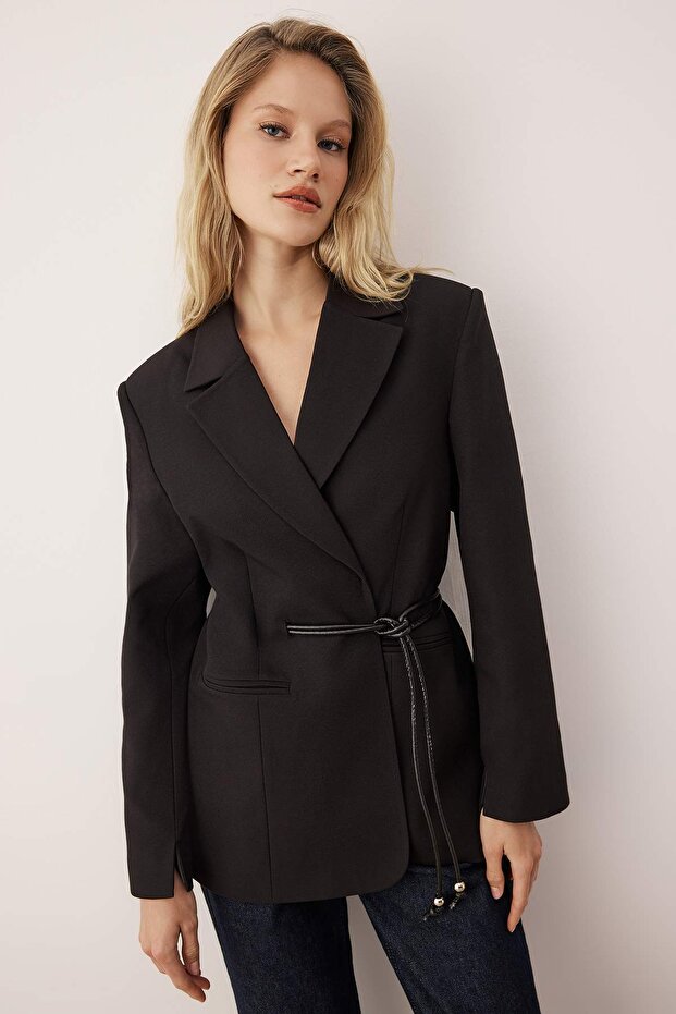 Vücut Seçmeyen Siyah Ayarlanabilir Tünelli Blazer Ceket TWOAW26BC00034 - 1