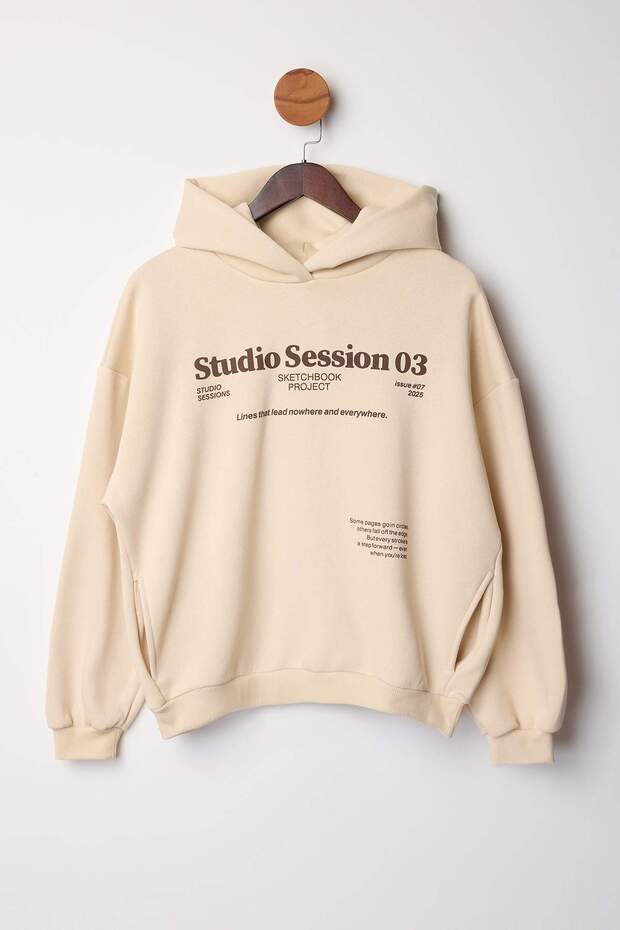 Taş Kalın İçi Polarlı Kapüşonlu Slogan Baskılı Boxy Fit Örme Sweatshirt TWOAW26SW00217 - 5