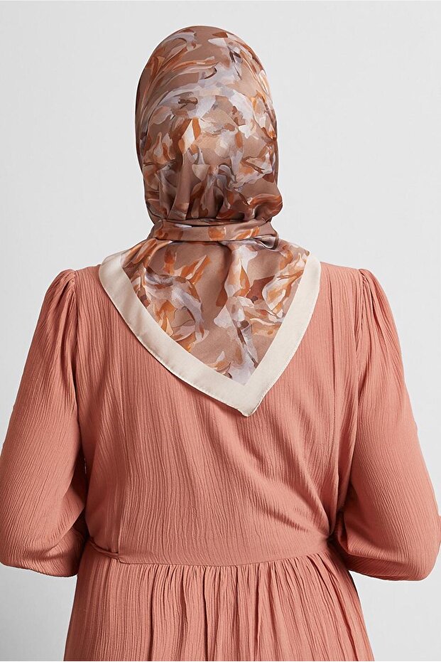 وشاح منقوش 8578 - 2