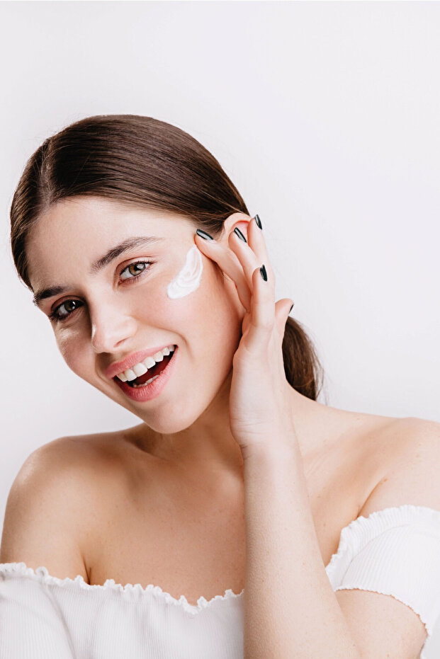 كريم الشمس المعادل للون - 7