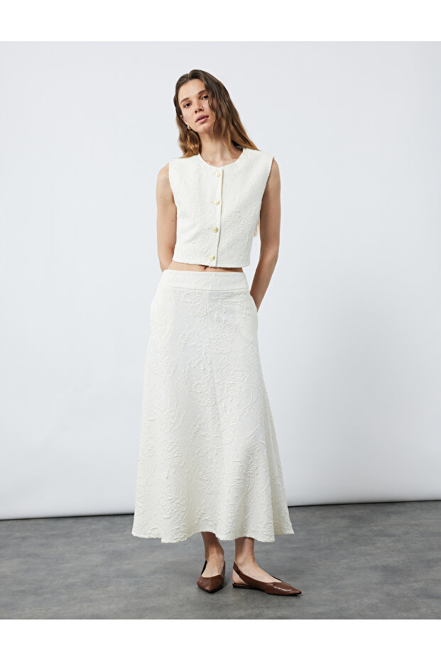 Comfortable Fit Floral Textured Long Flared Skirt with Pockets